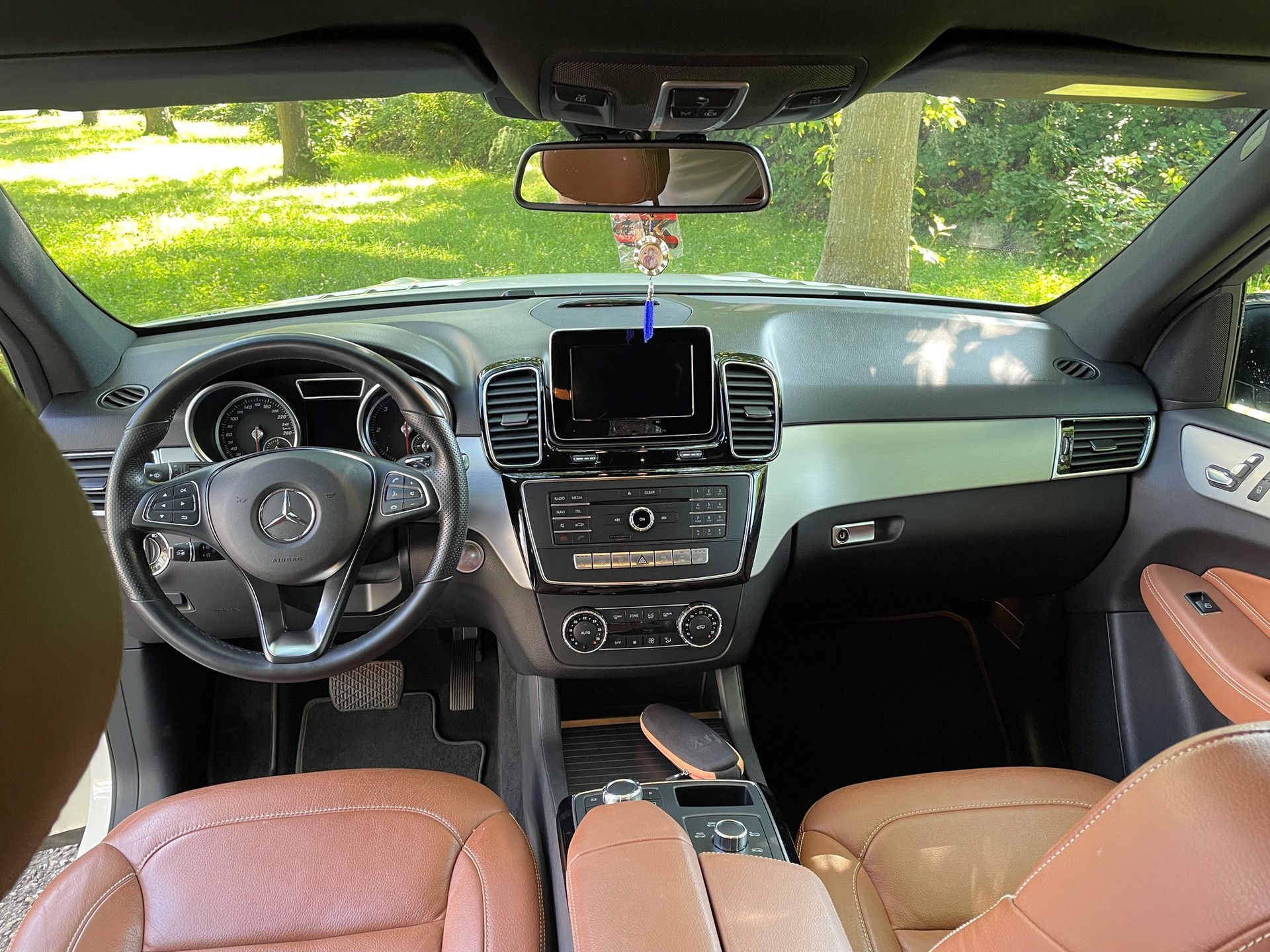 MERCEDES-BENZ GLE 350 d 4Matic 9G-Tronic-image-13
