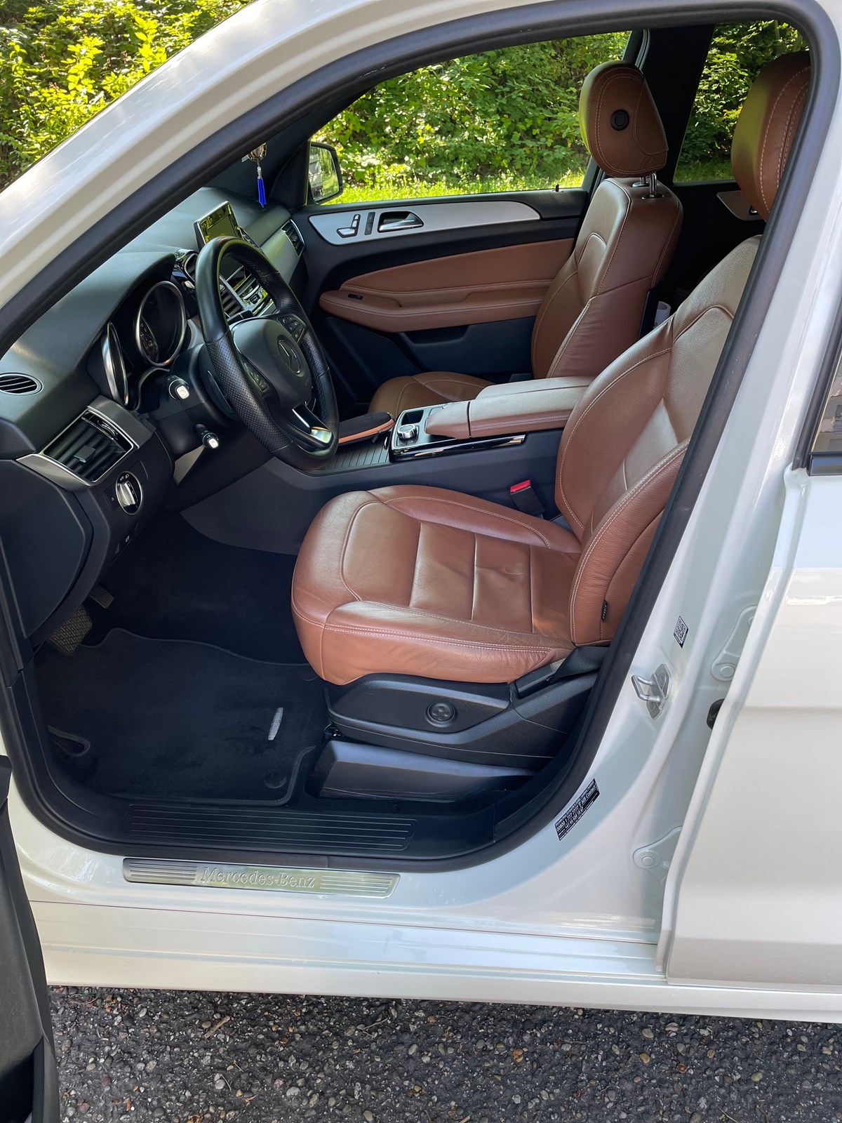 MERCEDES-BENZ GLE 350 d 4Matic 9G-Tronic-image-16