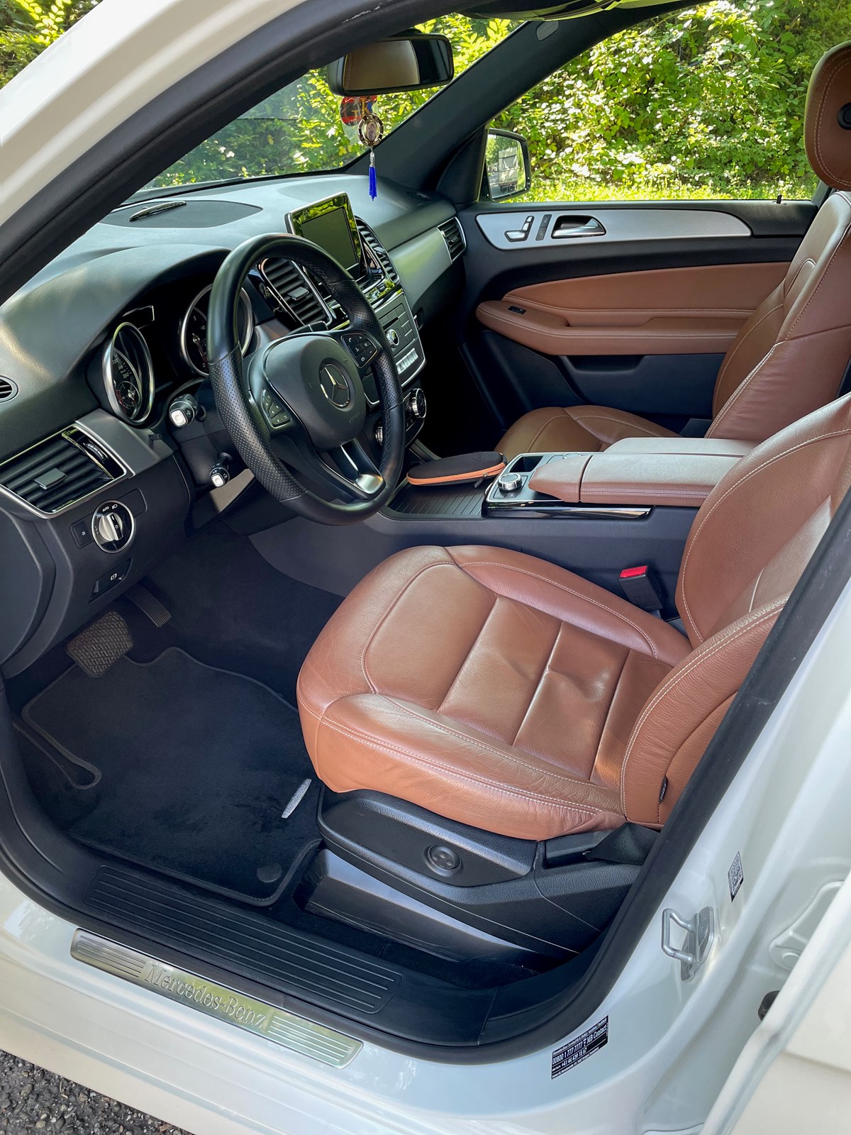 MERCEDES-BENZ GLE 350 d 4Matic 9G-Tronic-image-17
