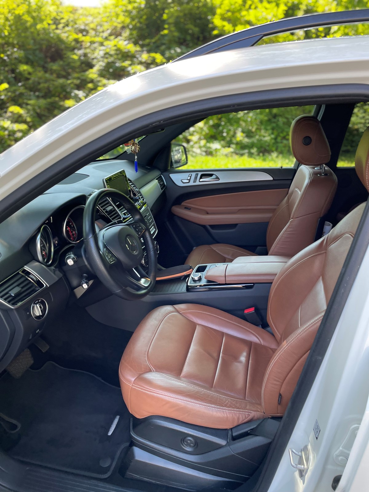 MERCEDES-BENZ GLE 350 d 4Matic 9G-Tronic-image-10