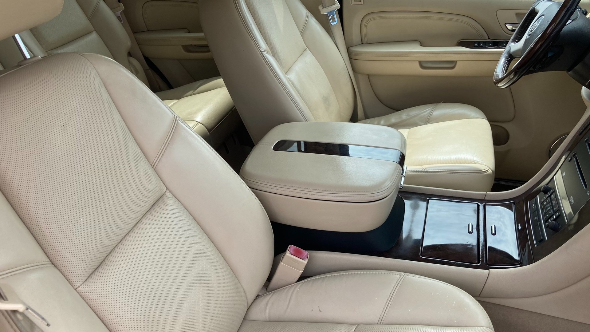 CADILLAC Escalade 6.2 Sport Luxury-image-6