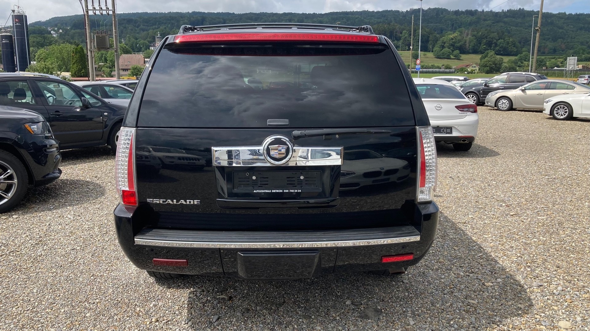 CADILLAC Escalade 6.2 Sport Luxury-image-14