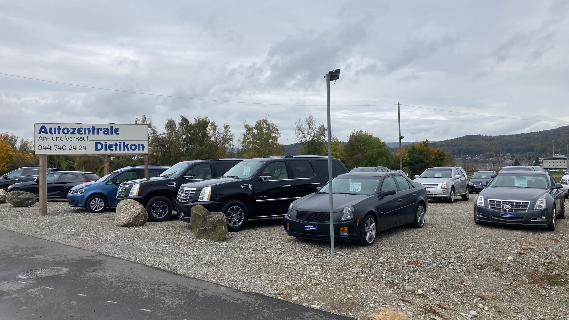CADILLAC Escalade 6.2 Sport Luxury-image-1