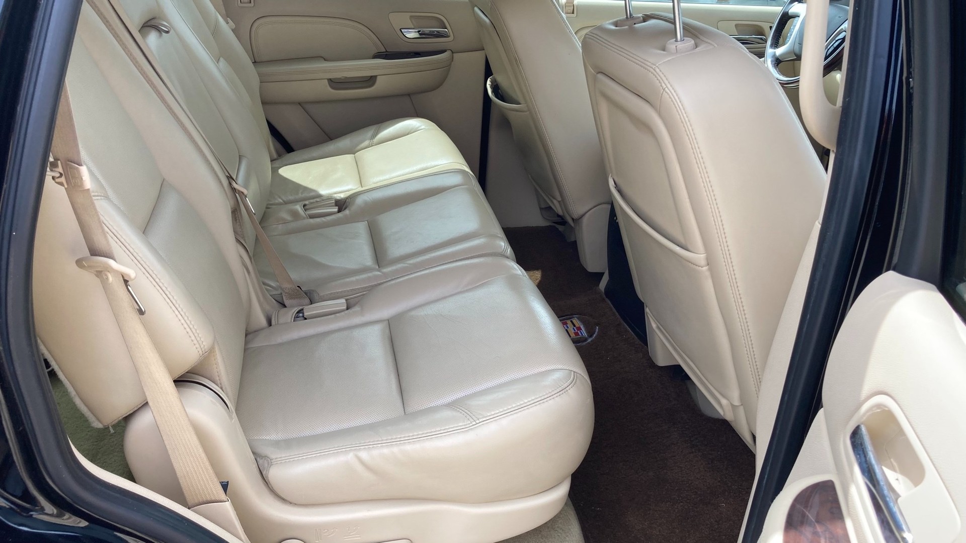 CADILLAC Escalade 6.2 Sport Luxury-image-19