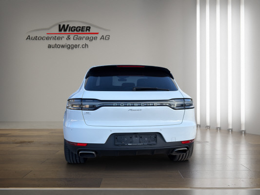 PORSCHE Macan PDK-image-3