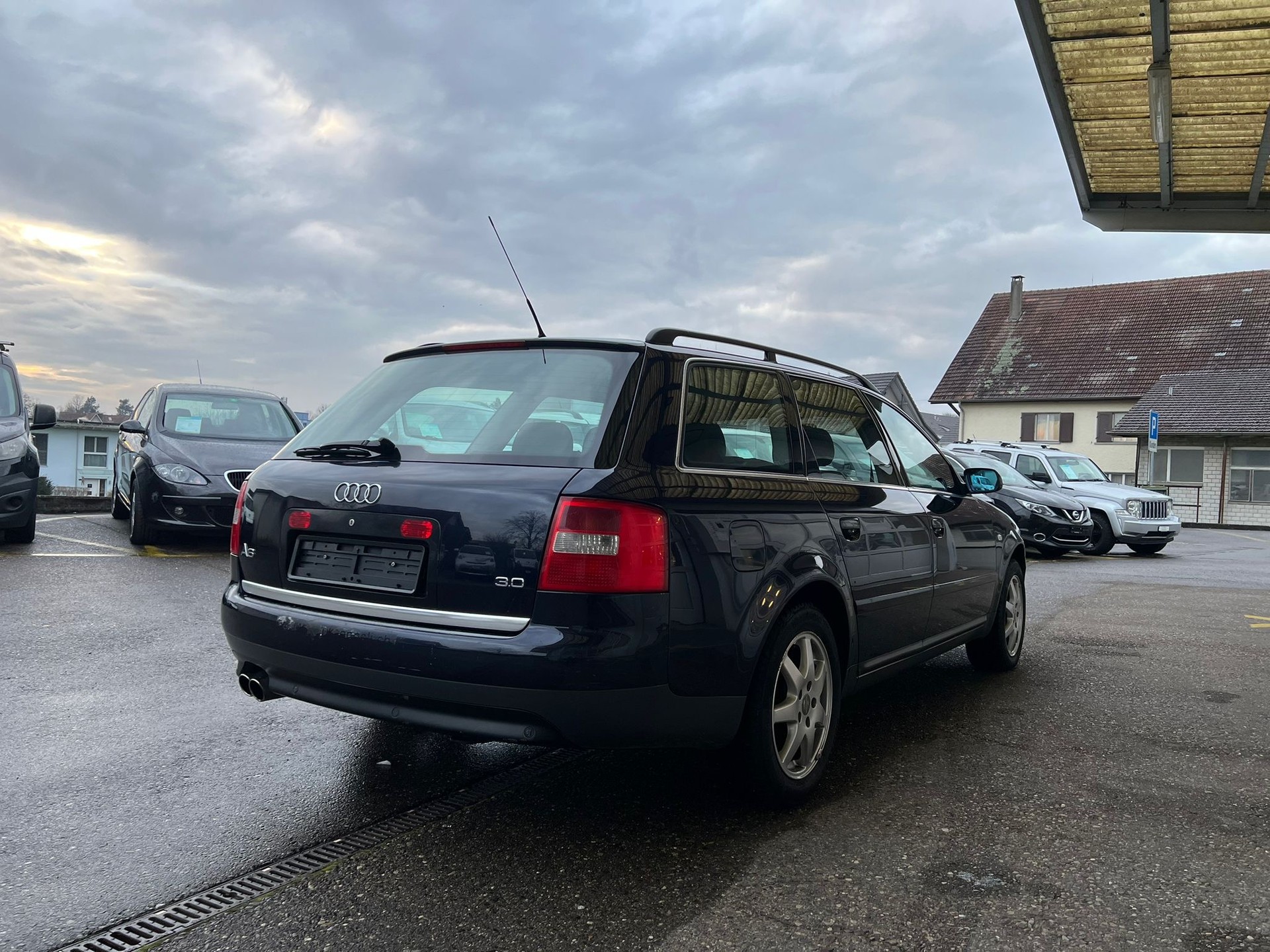 AUDI A6 Avant 3.0-image-6