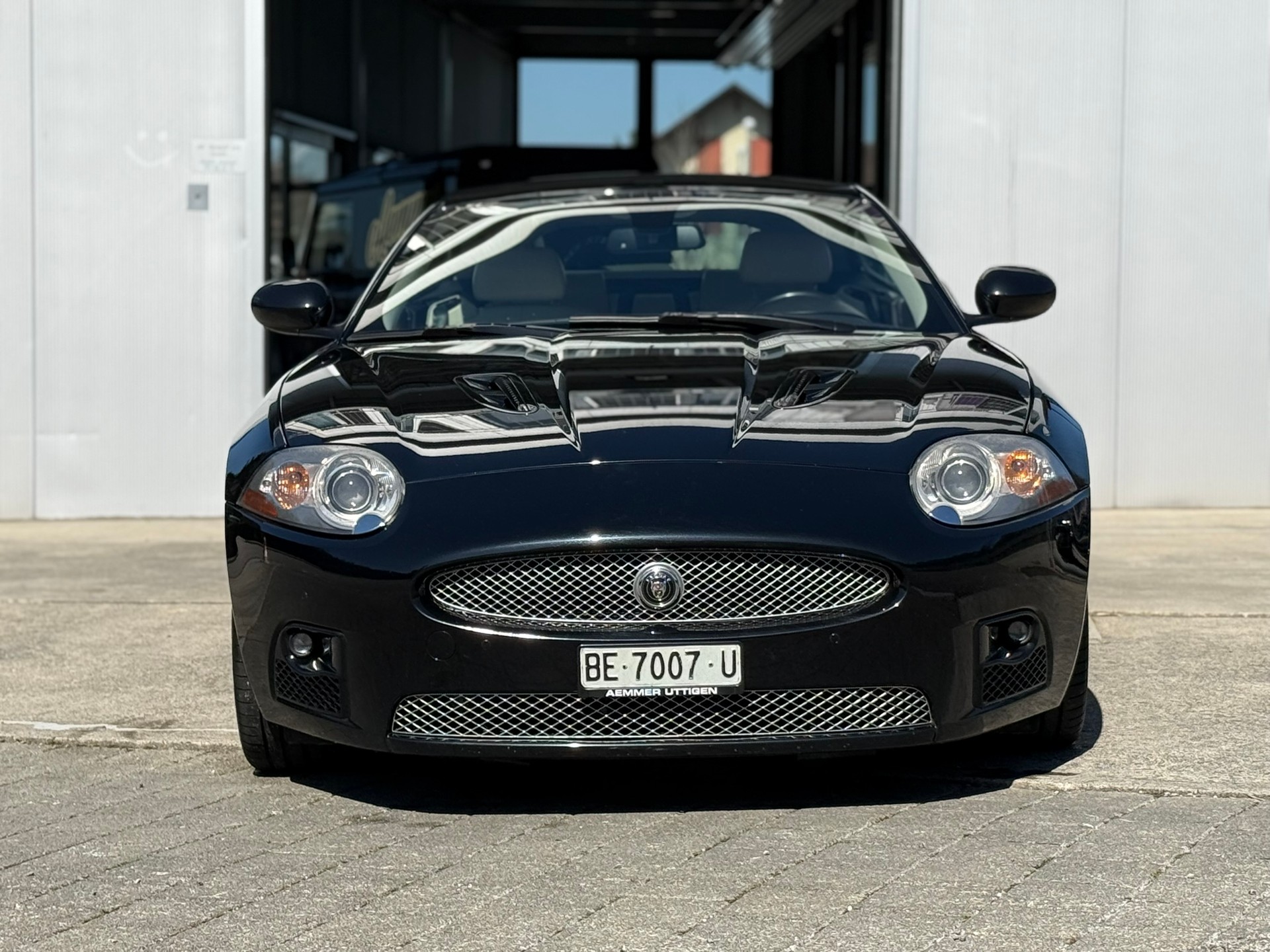 JAGUAR XKR 4.2 V8 SC Automatic-image-1