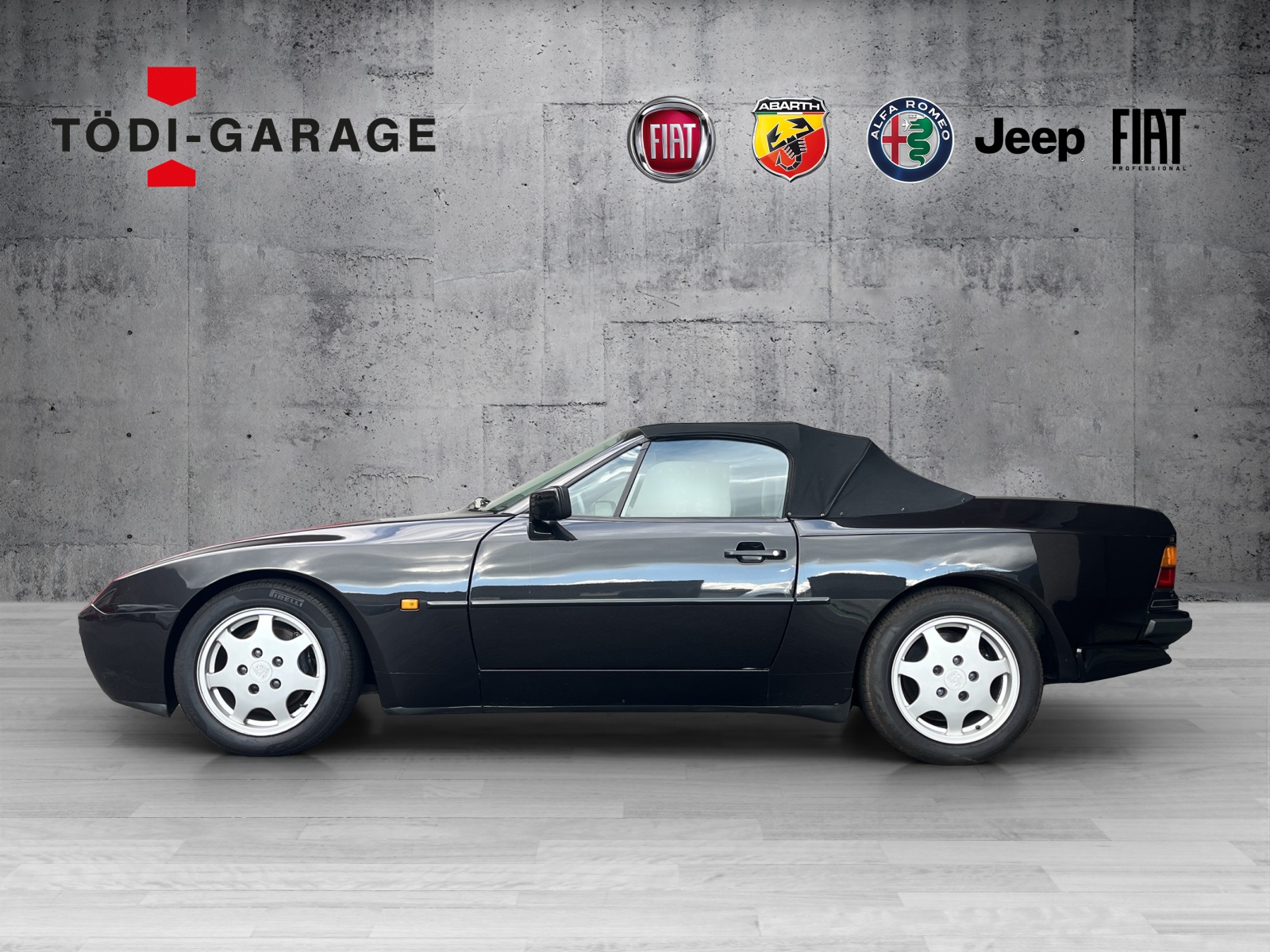 PORSCHE 944 S2 Cabriolet-showroom-element-2
