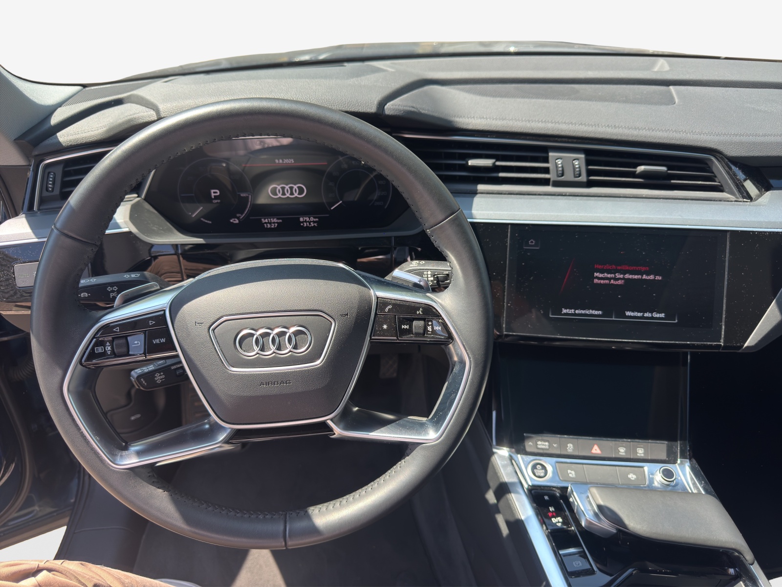 AUDI e-tron 50 Advanced Attraction quattro-image-9