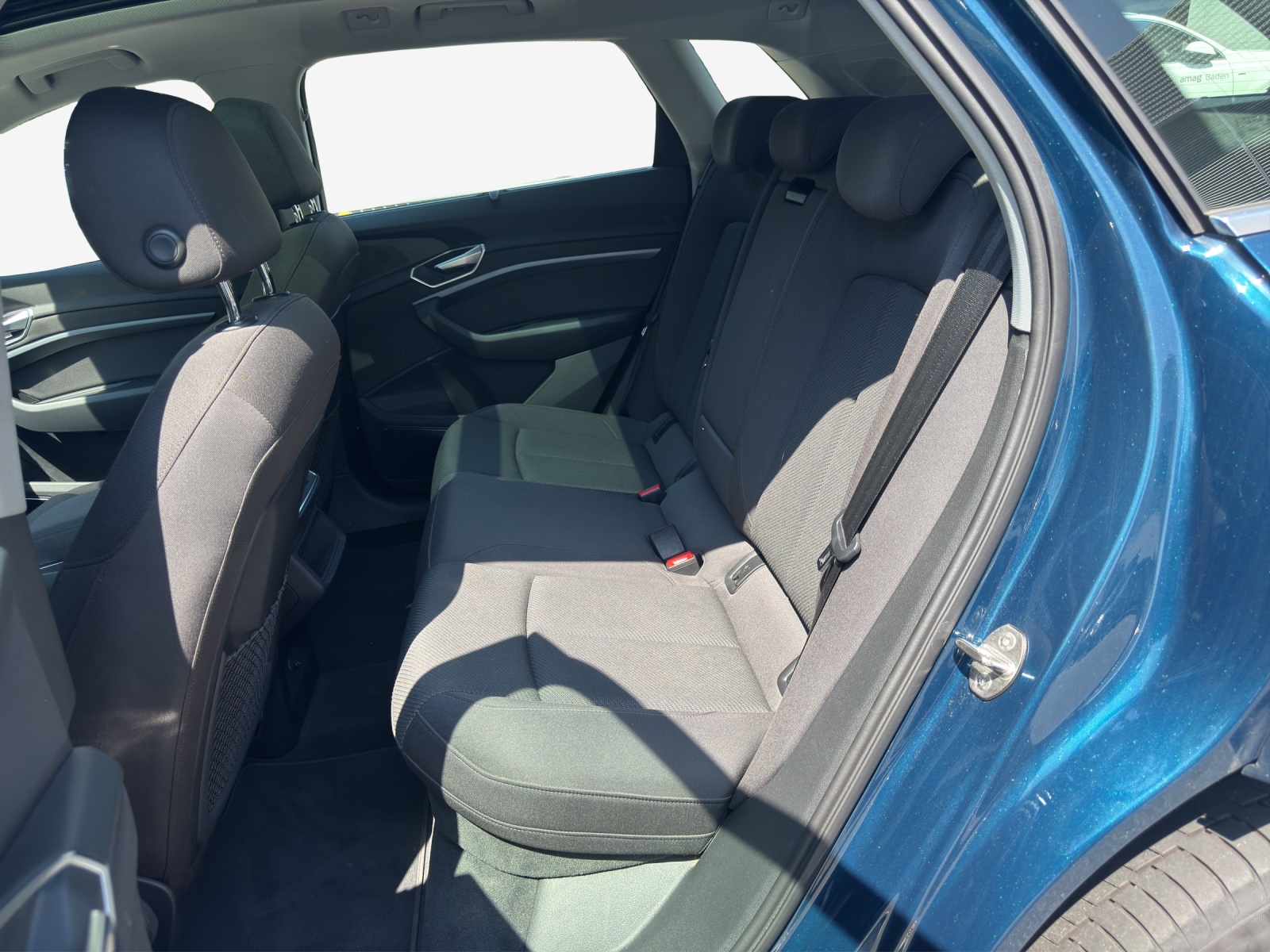 AUDI e-tron 50 Advanced Attraction quattro-image-11