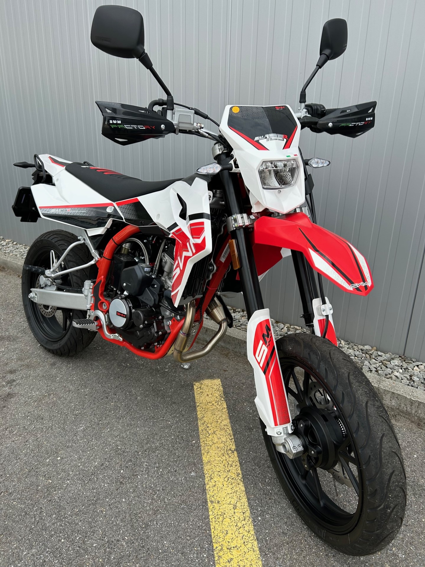 SWM SM 125 R-showroom-element-2