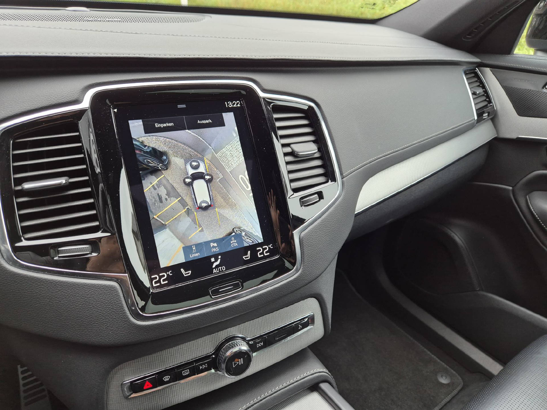 VOLVO XC90 2.0 T8 TE R-Design 7P. eAWD Recharge-image-10