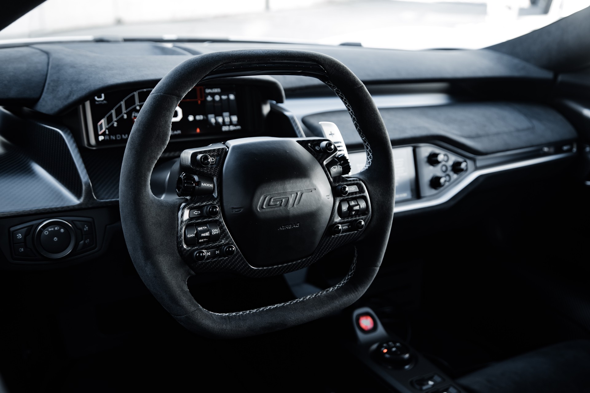 FORD Carbon Series-image-19
