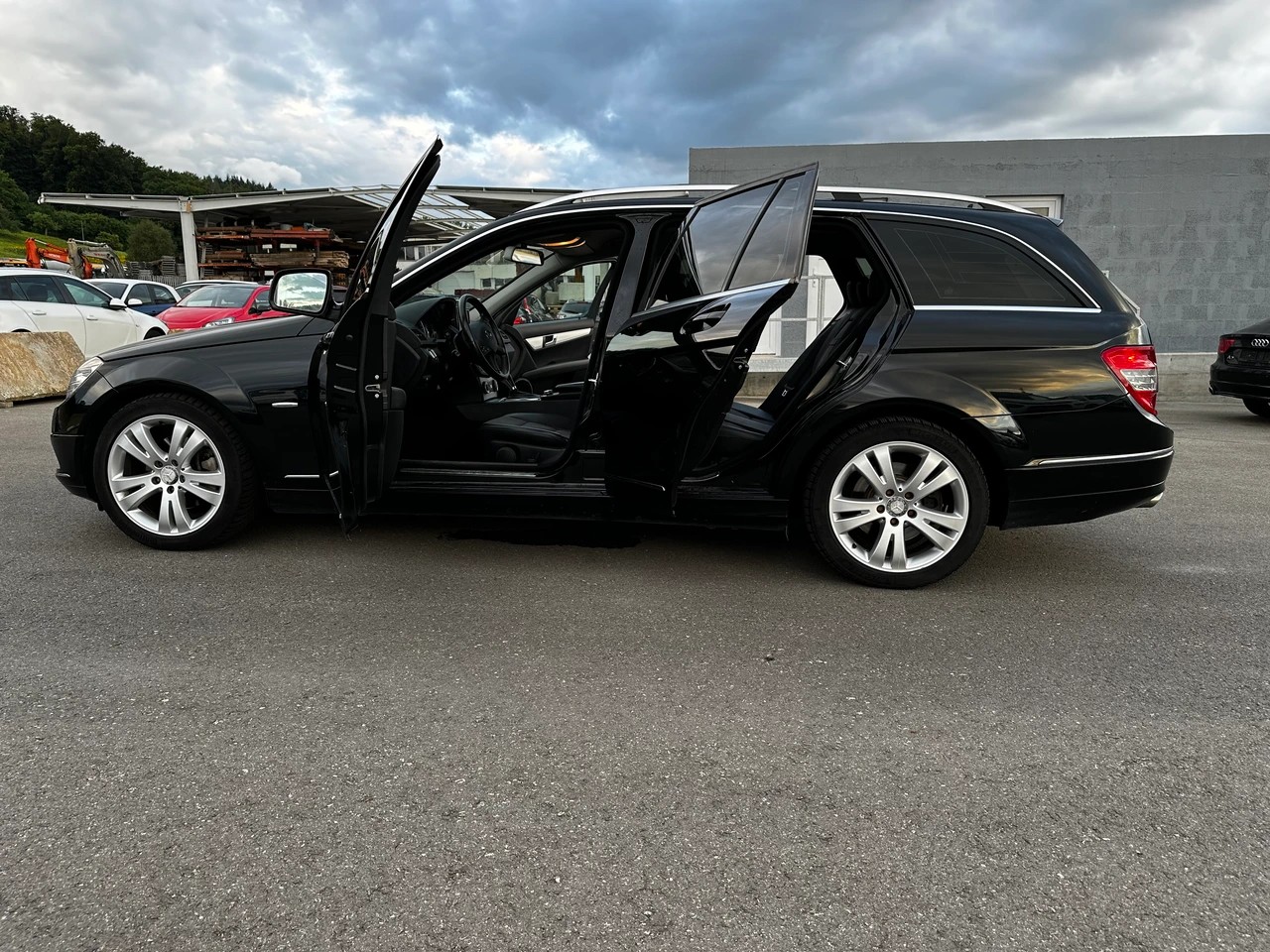 MERCEDES-BENZ C 230 Avantgarde 7G-Tronic-image-8