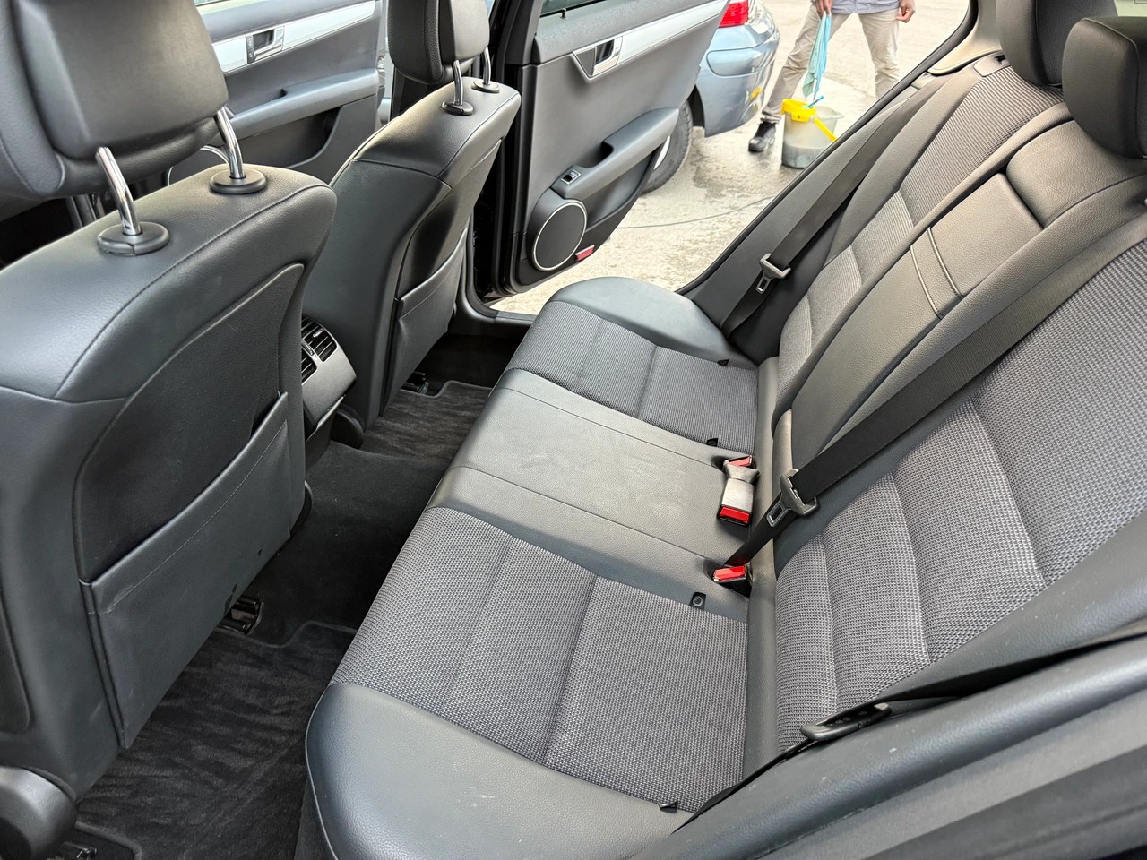 MERCEDES-BENZ C 230 Avantgarde 7G-Tronic-image-8