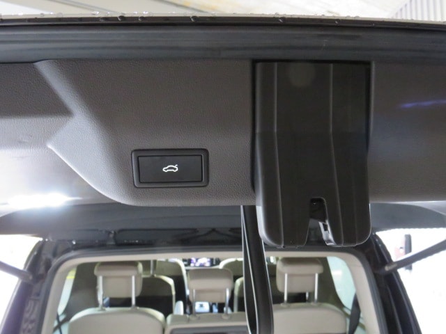 VW Multivan 2.0 TSI Liberty DSG-image-11