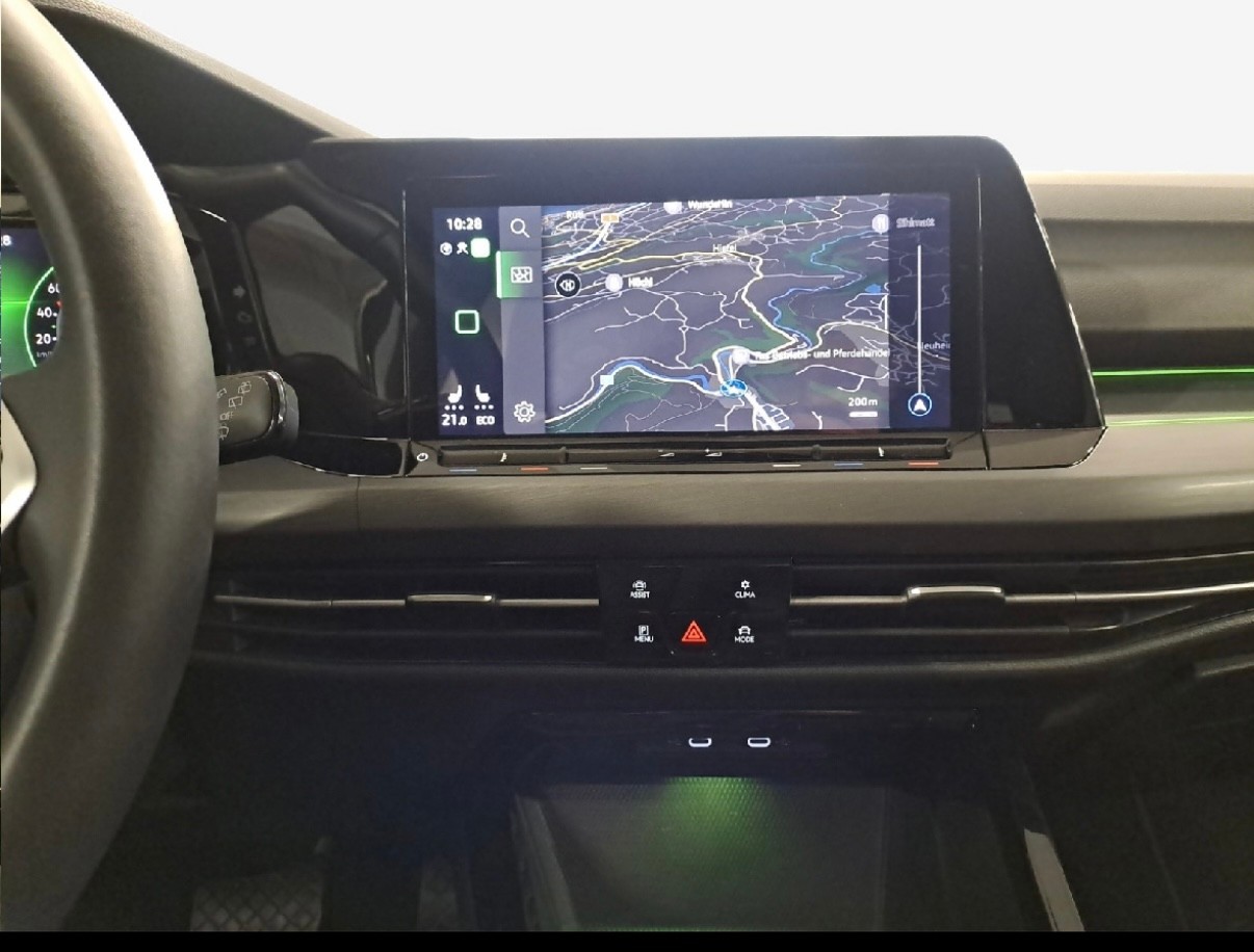 VW Golf 1.4 TSI PHEV Style-image-8
