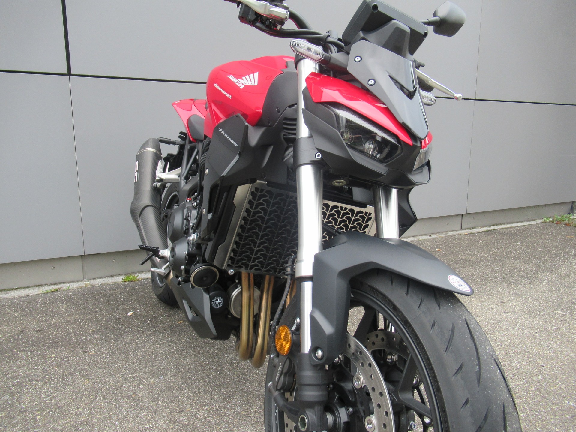 HONDA CB 1000 Hornet-showroom-element-2