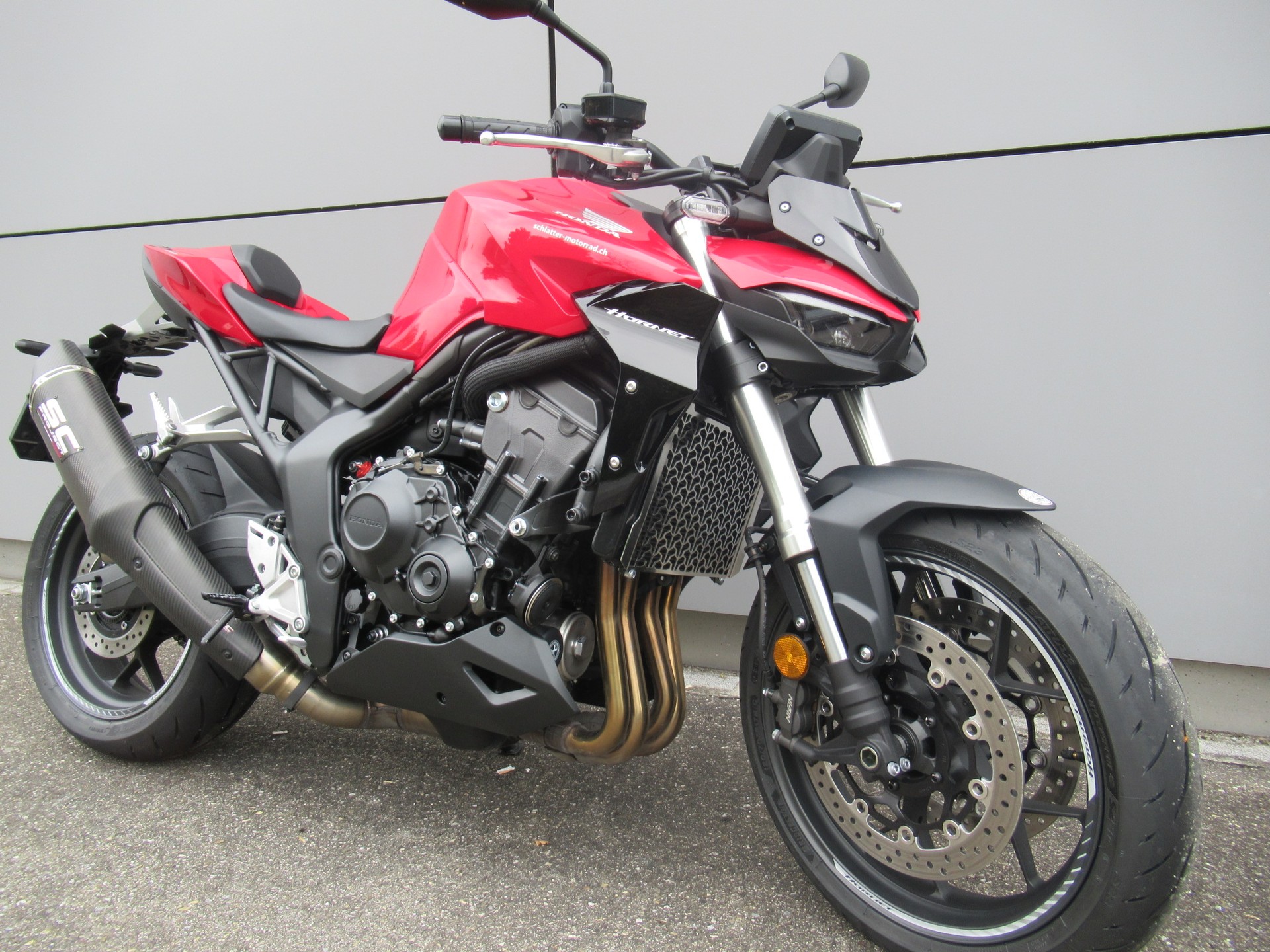 HONDA CB 1000 Hornet-showroom-element-1