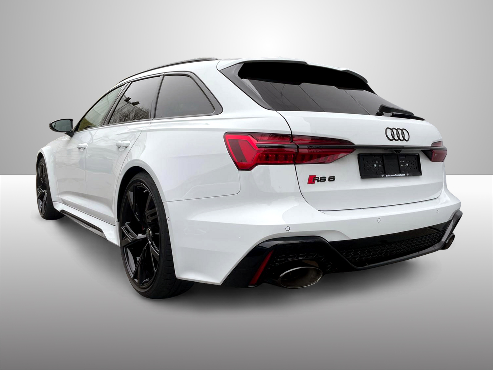 AUDI RS6 Avant 4.0 TFSI V8 Performance quattro-image-11