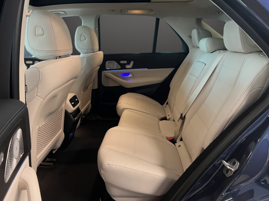 MERCEDES-BENZ GLE 300 d 4Matic-image-10