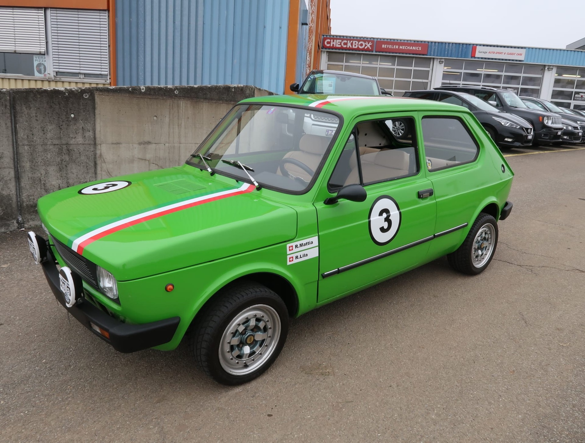 FIAT 127 A-showroom-element-2