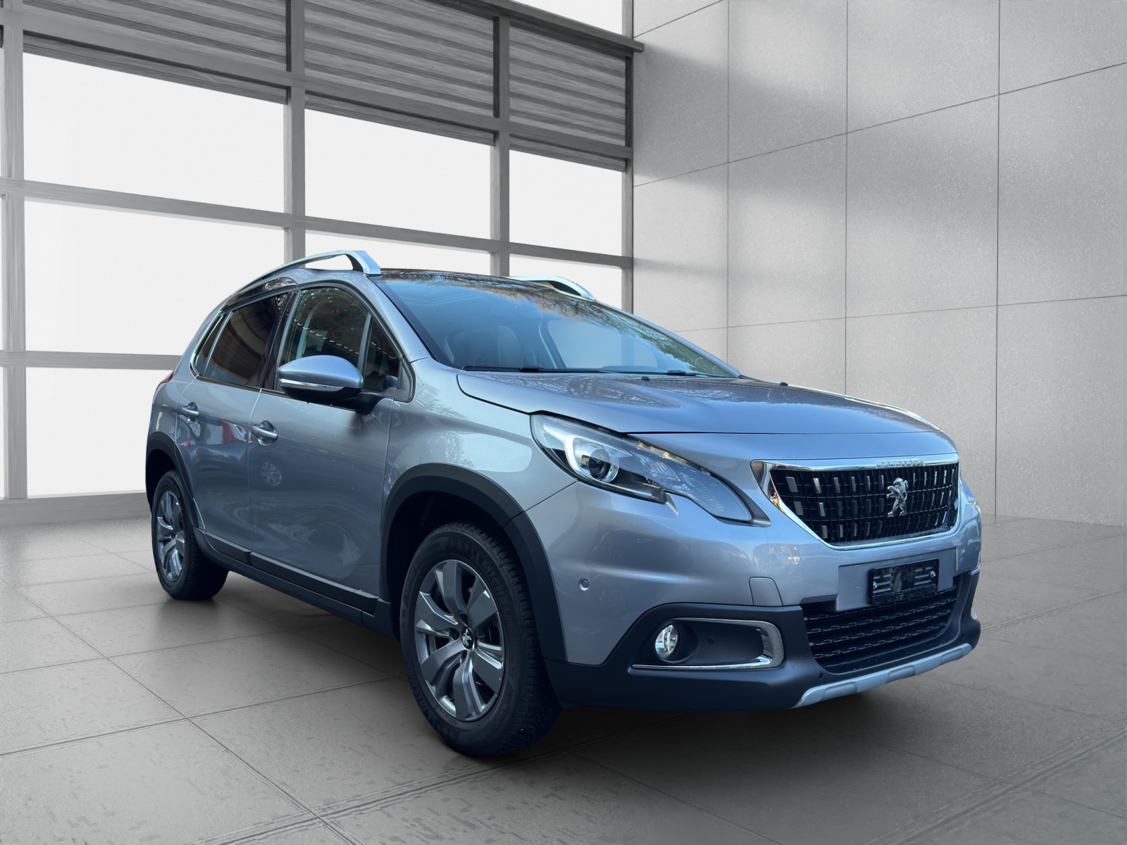 PEUGEOT 2008 1.2 PureTech Active EAT6-image-4