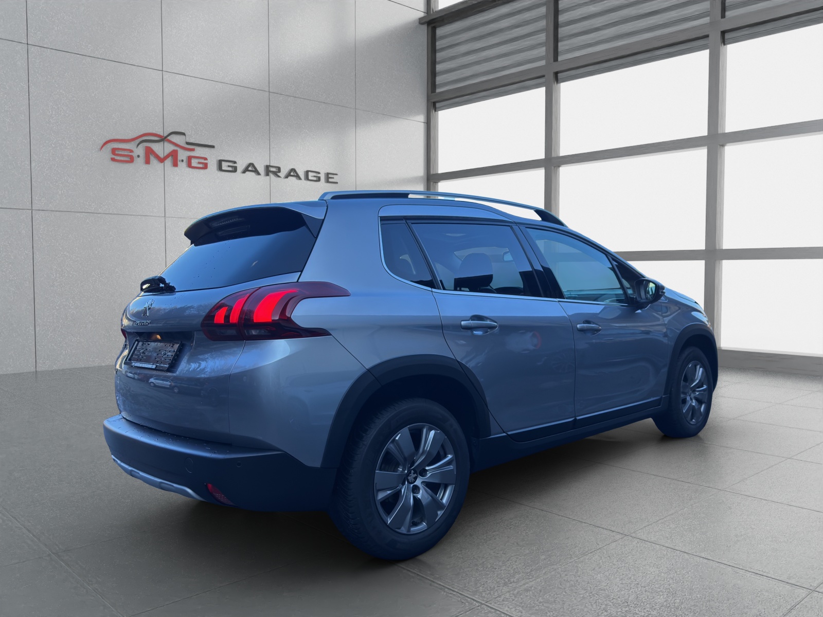 PEUGEOT 2008 1.2 PureTech Active EAT6-image-3