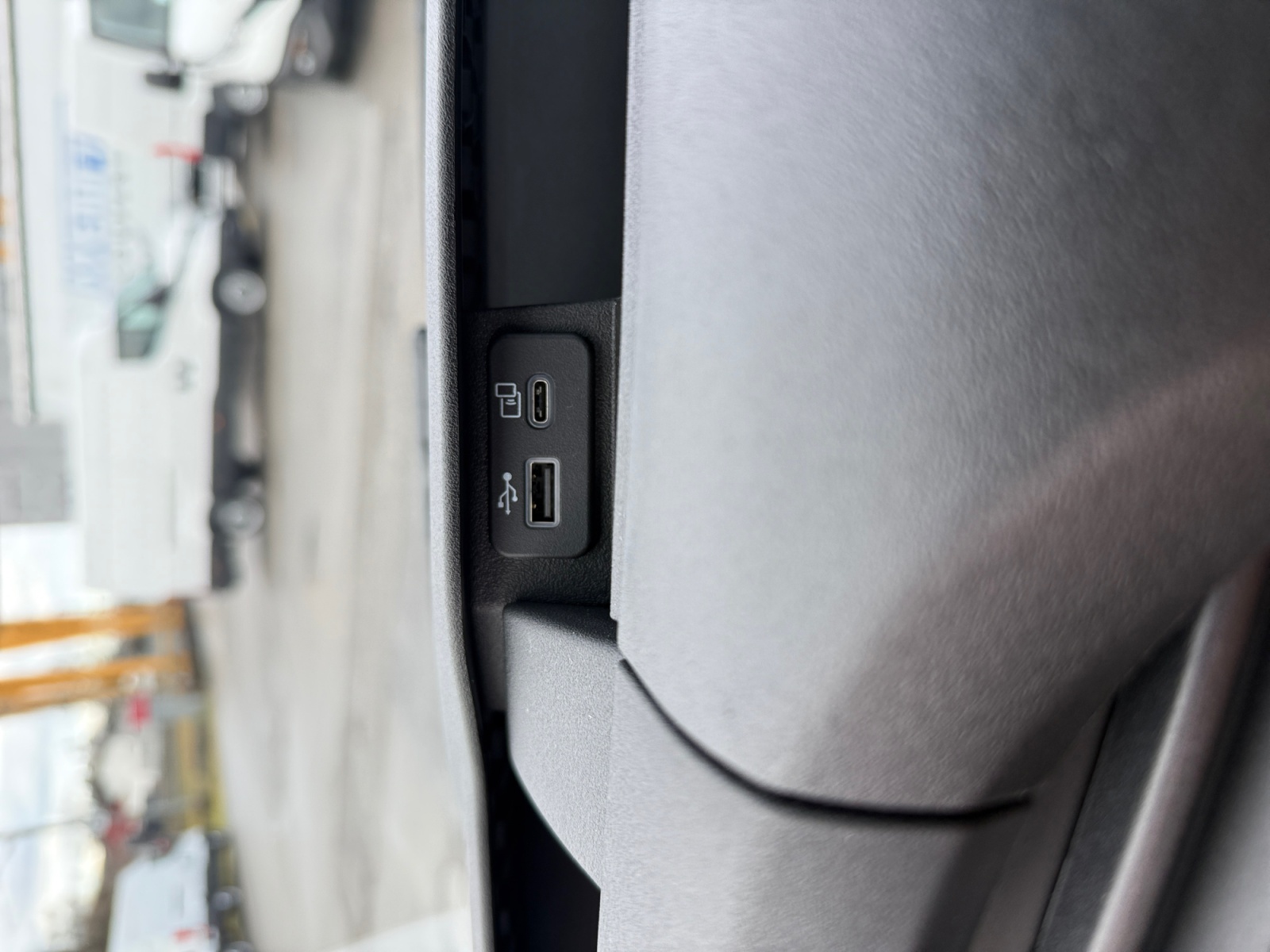 IVECO 35 C 18H A8-image-9