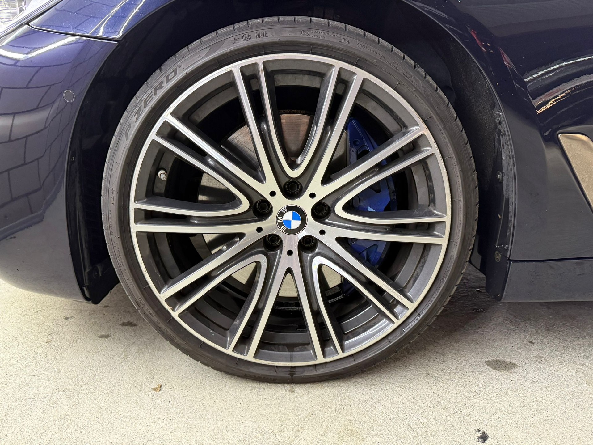 BMW M550d xDrive Touring Steptronic-image-14