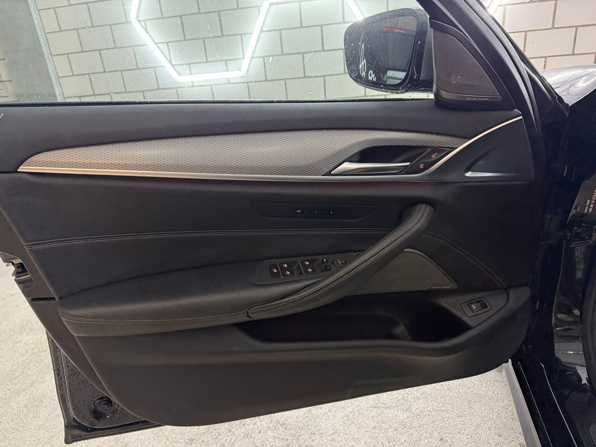 BMW M550d xDrive Touring Steptronic-image-5