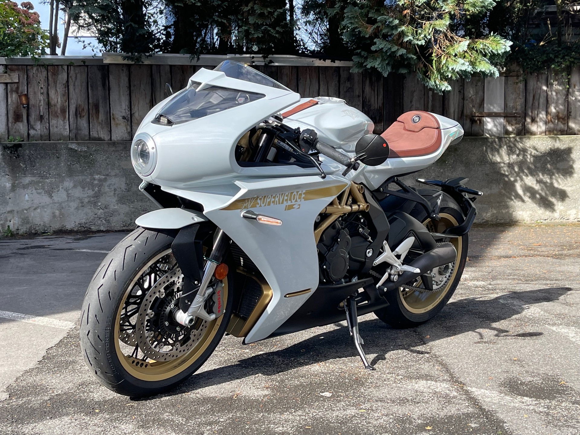 MV AGUSTA Superveloce 800