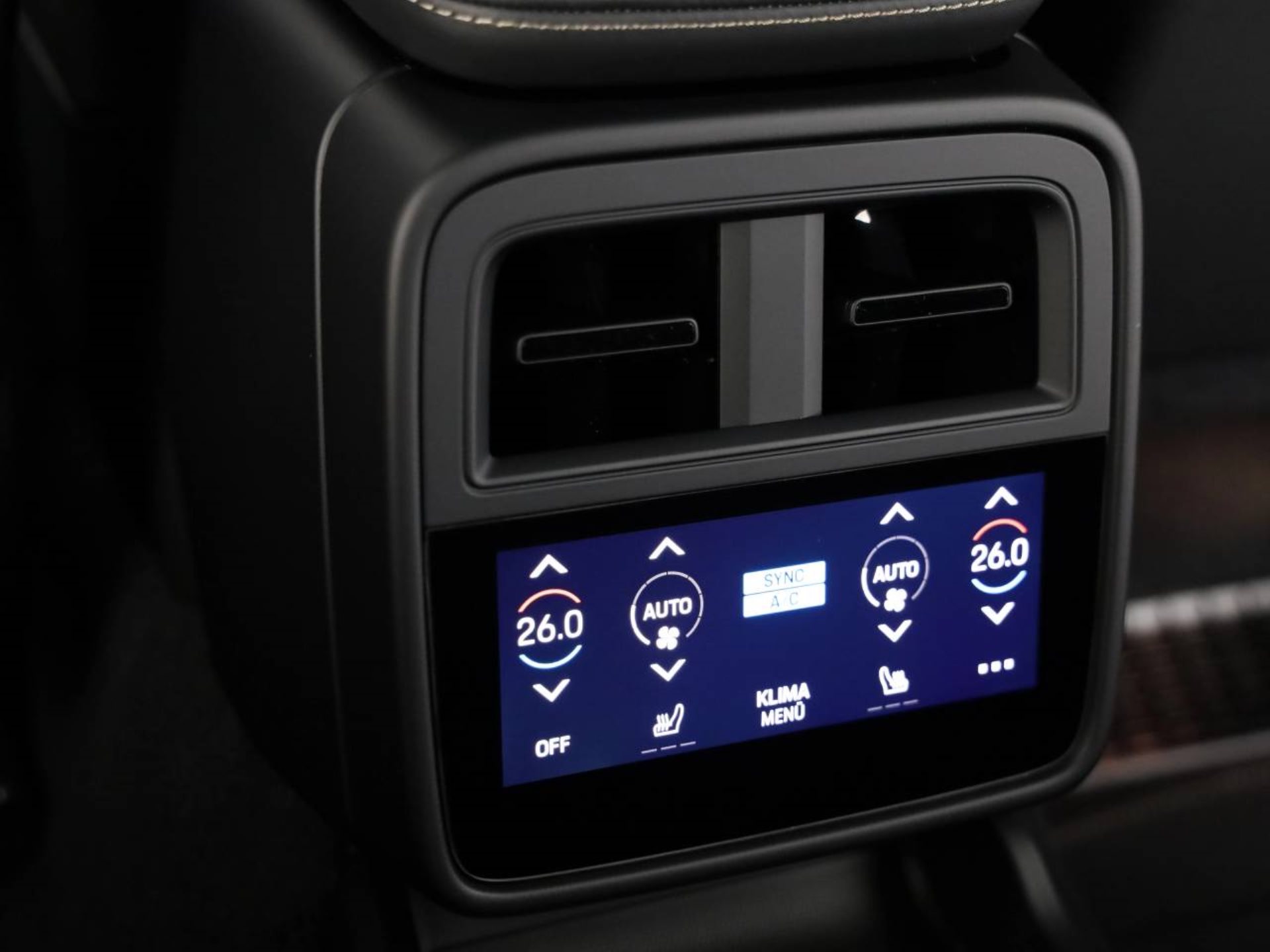 PORSCHE Taycan Turbo S Cross Turismo-image-19