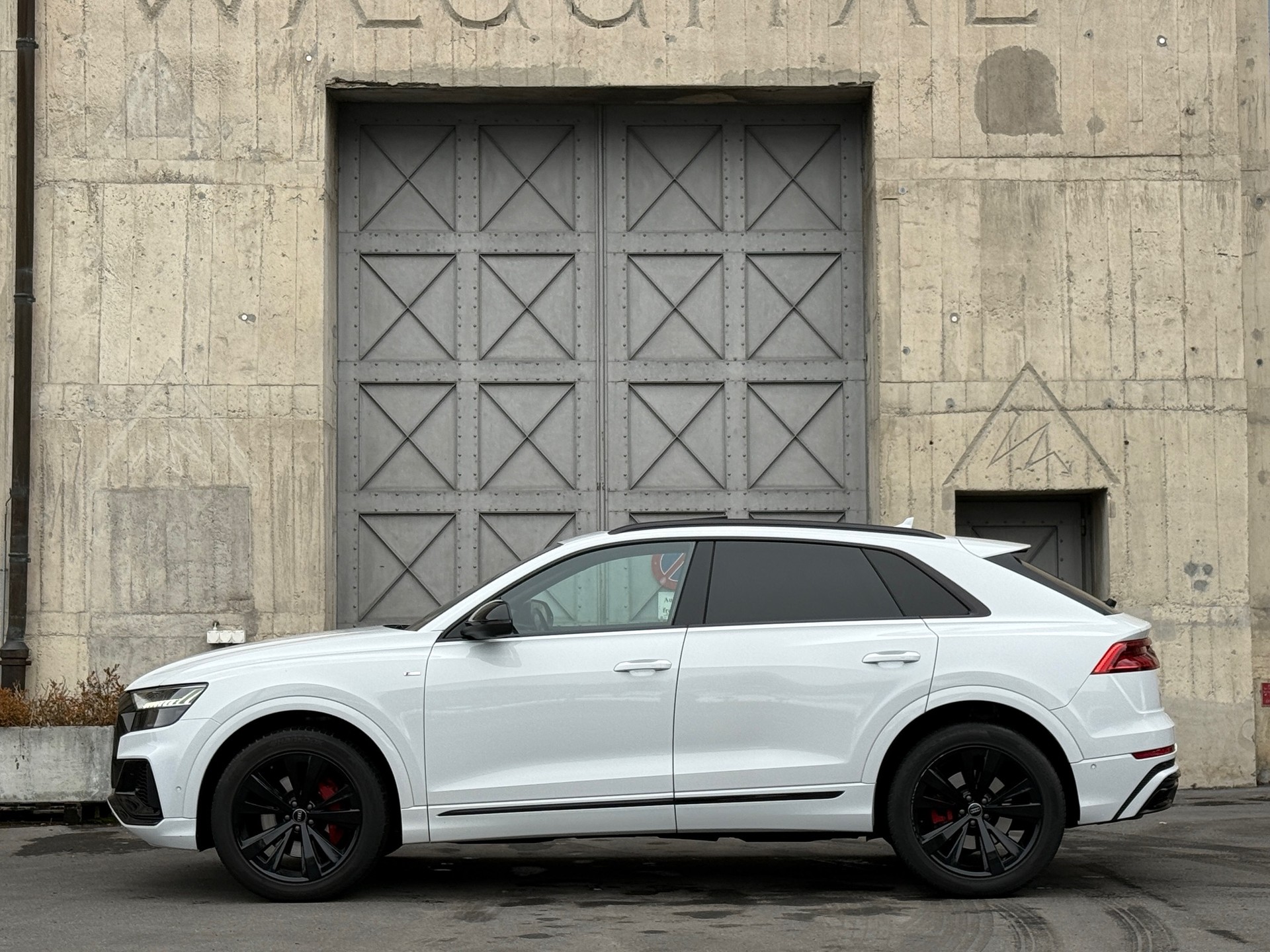 AUDI Q8 50 TDI quattro tiptronic-image-1