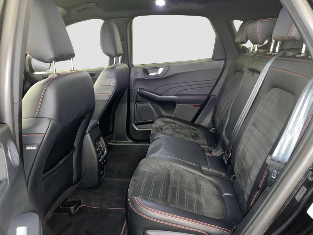 FORD Kuga 2.5 PHEV 243 PS ST-Line X-image-12