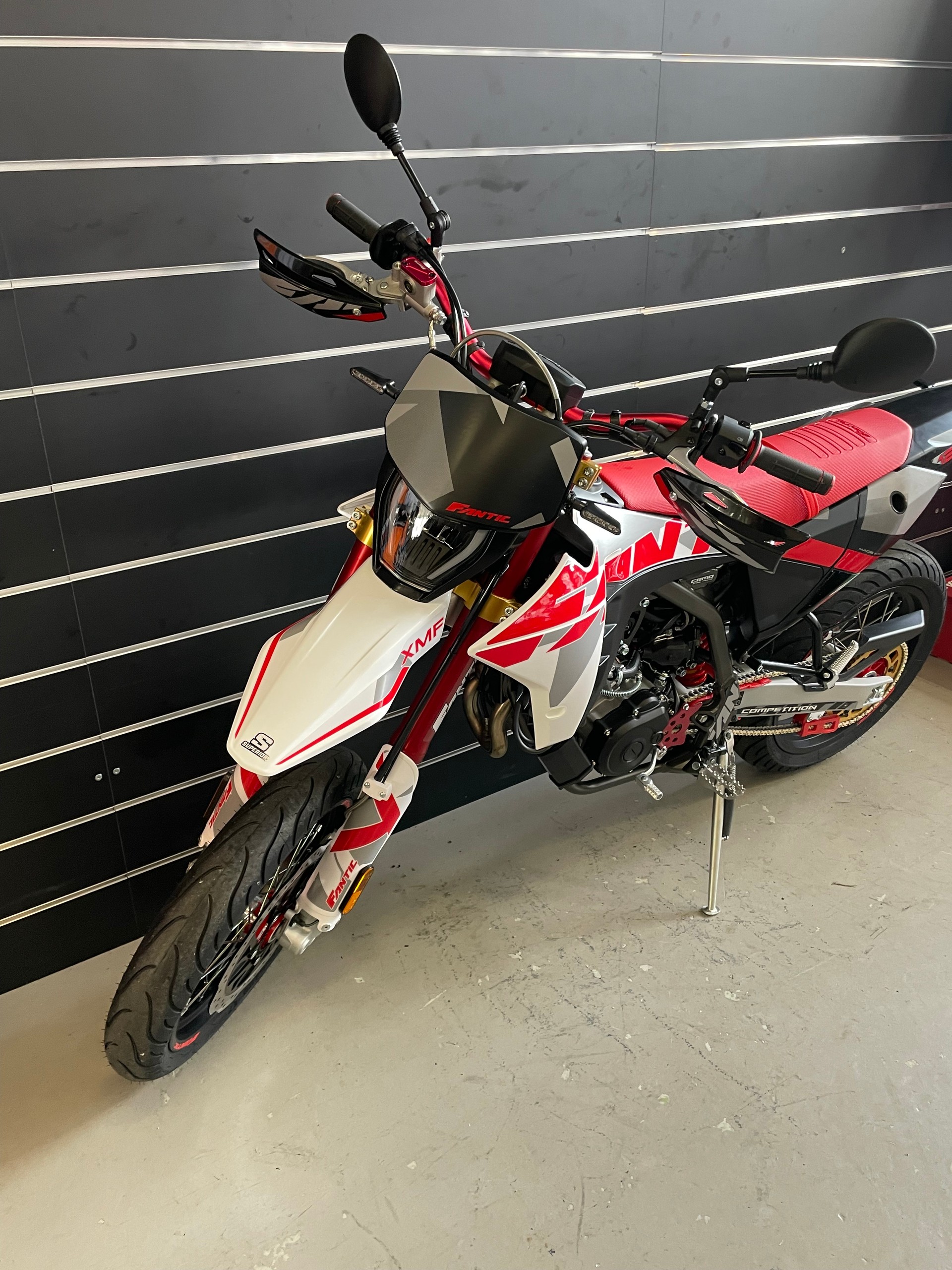 FANTIC XMF 125 Competition-image-4