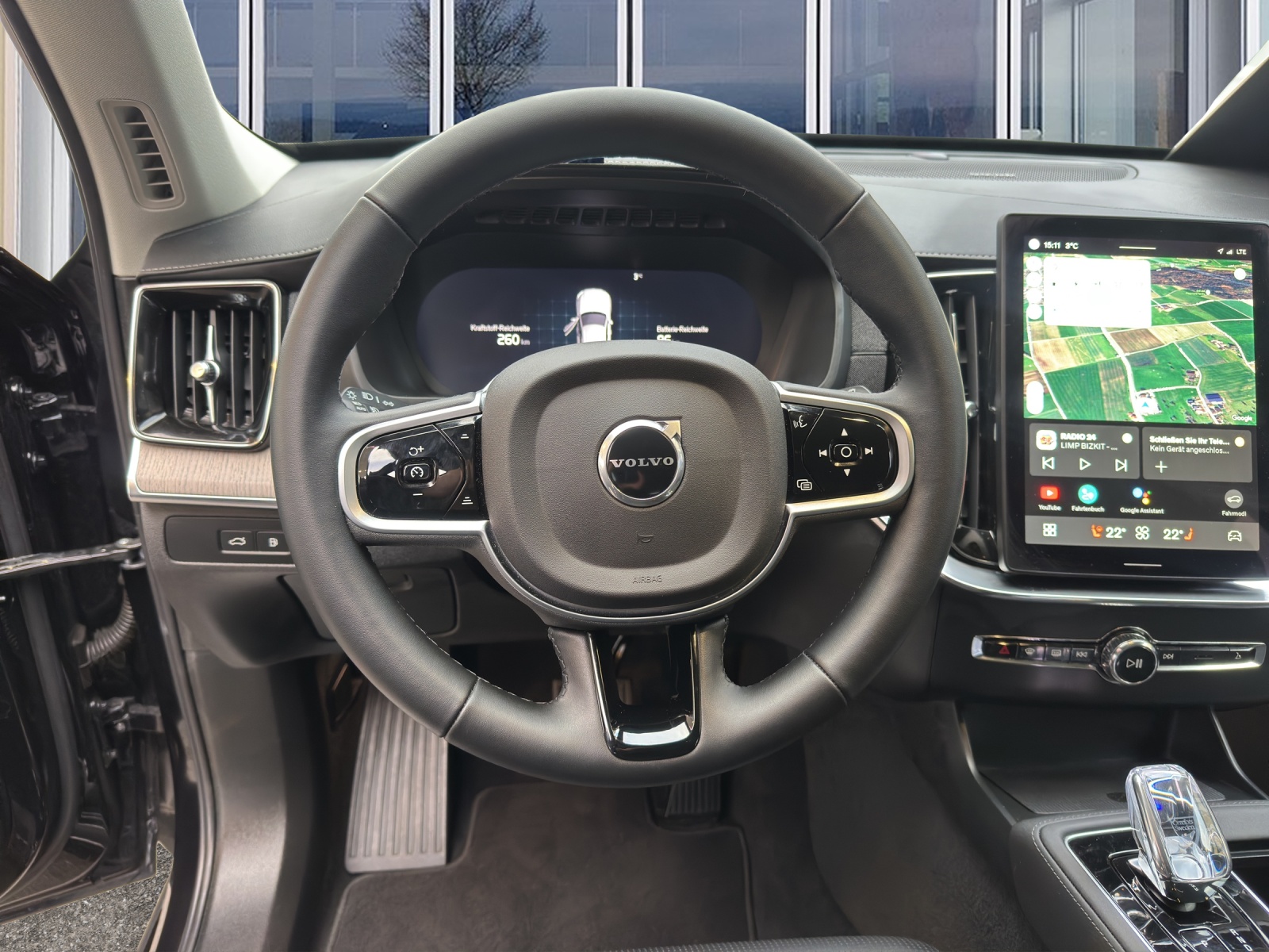 VOLVO XC90 2.0 T8 TE Plus Dark eAWD-image-10