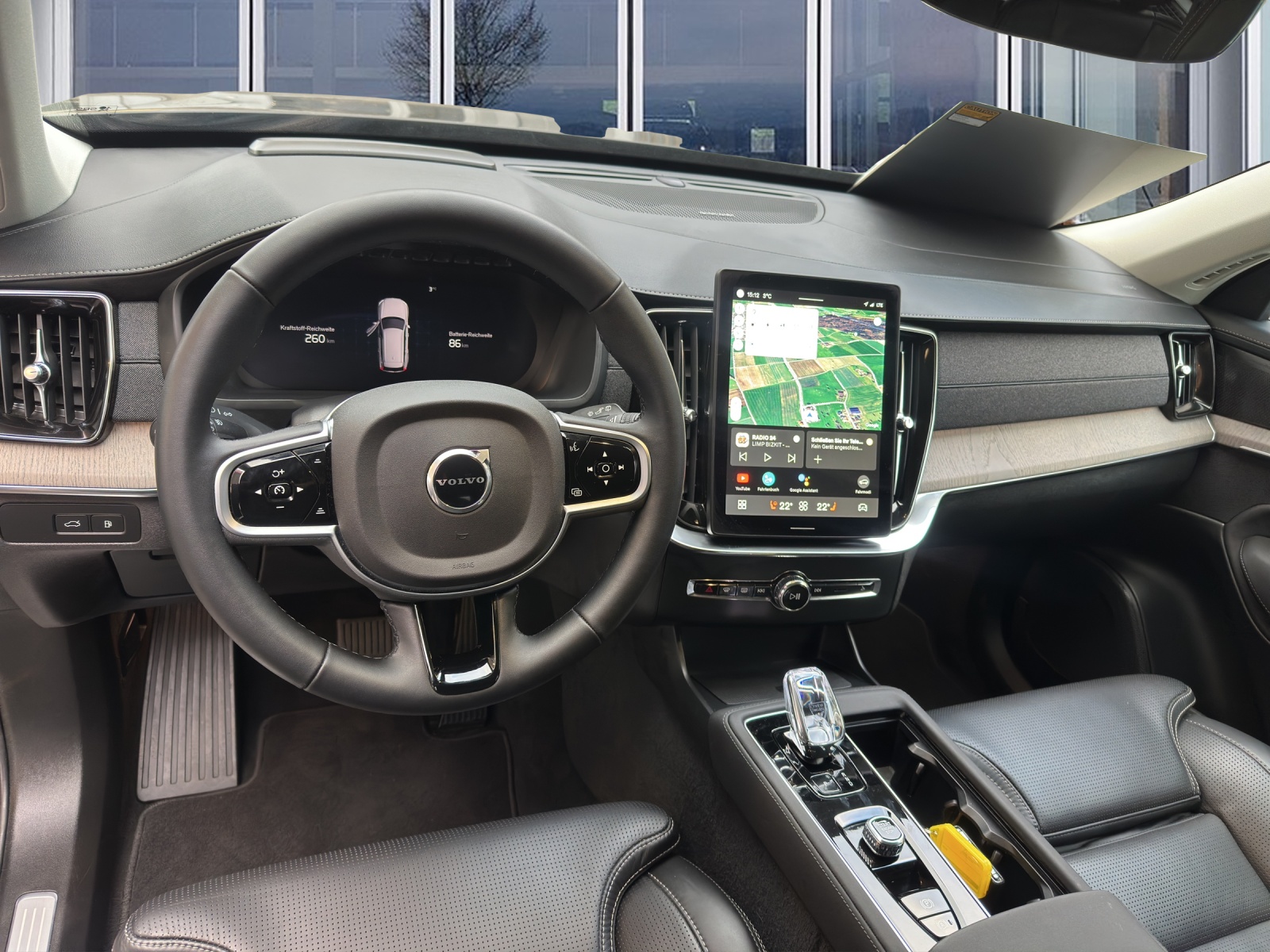 VOLVO XC90 2.0 T8 TE Plus Dark eAWD-image-9