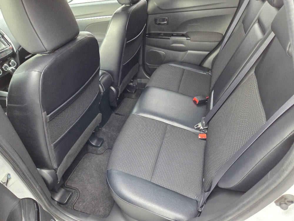 CITROEN C4 Aircross 1.6 HDi Exclusive 4WD-image-7