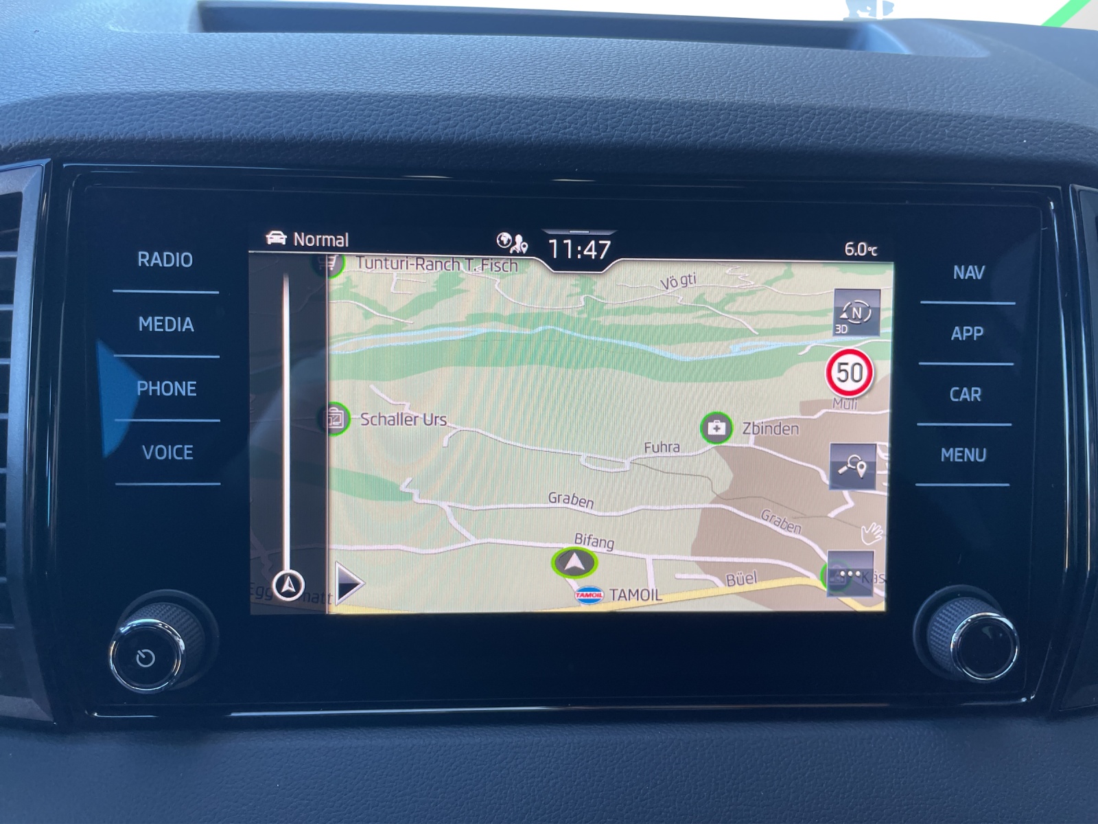 SKODA Karoq 2.0 TSI SportLine 4x4 DSG-image-11
