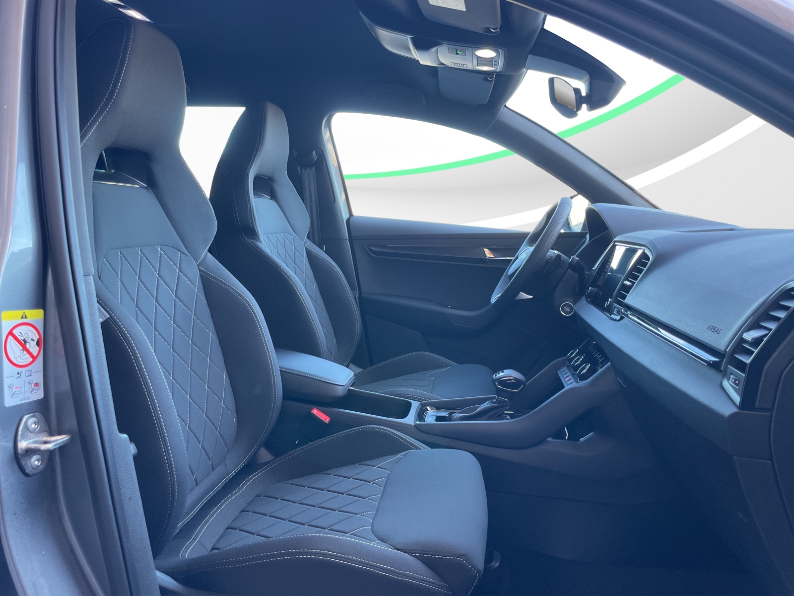 SKODA Karoq 2.0 TSI SportLine 4x4 DSG-image-12
