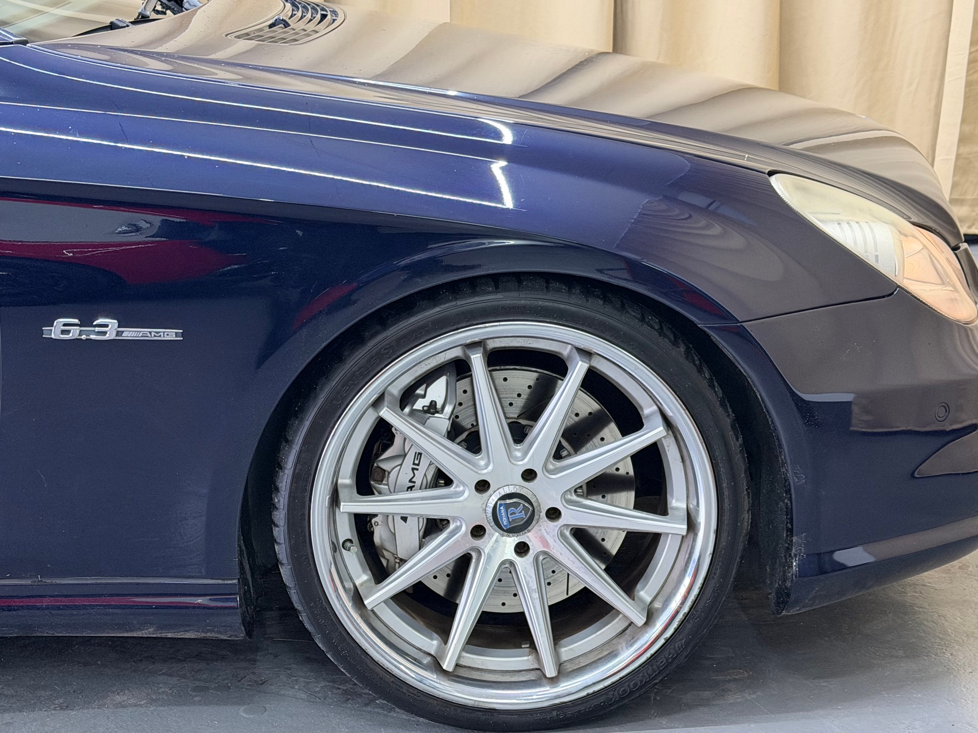 MERCEDES-BENZ CLS 63 AMG 7G-Tronic-image-4