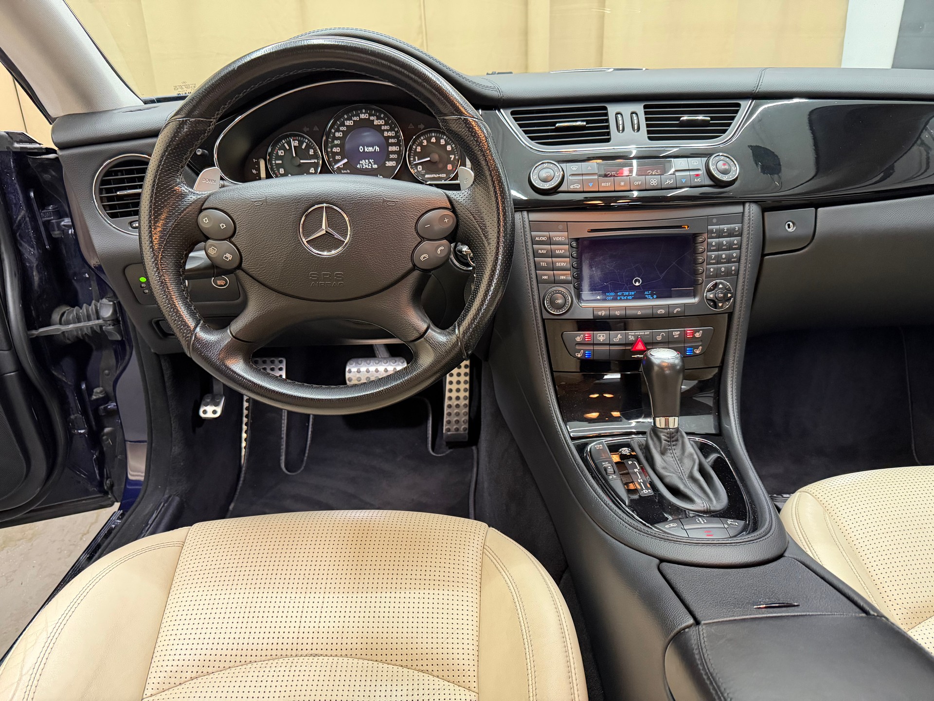 MERCEDES-BENZ CLS 63 AMG 7G-Tronic-image-6