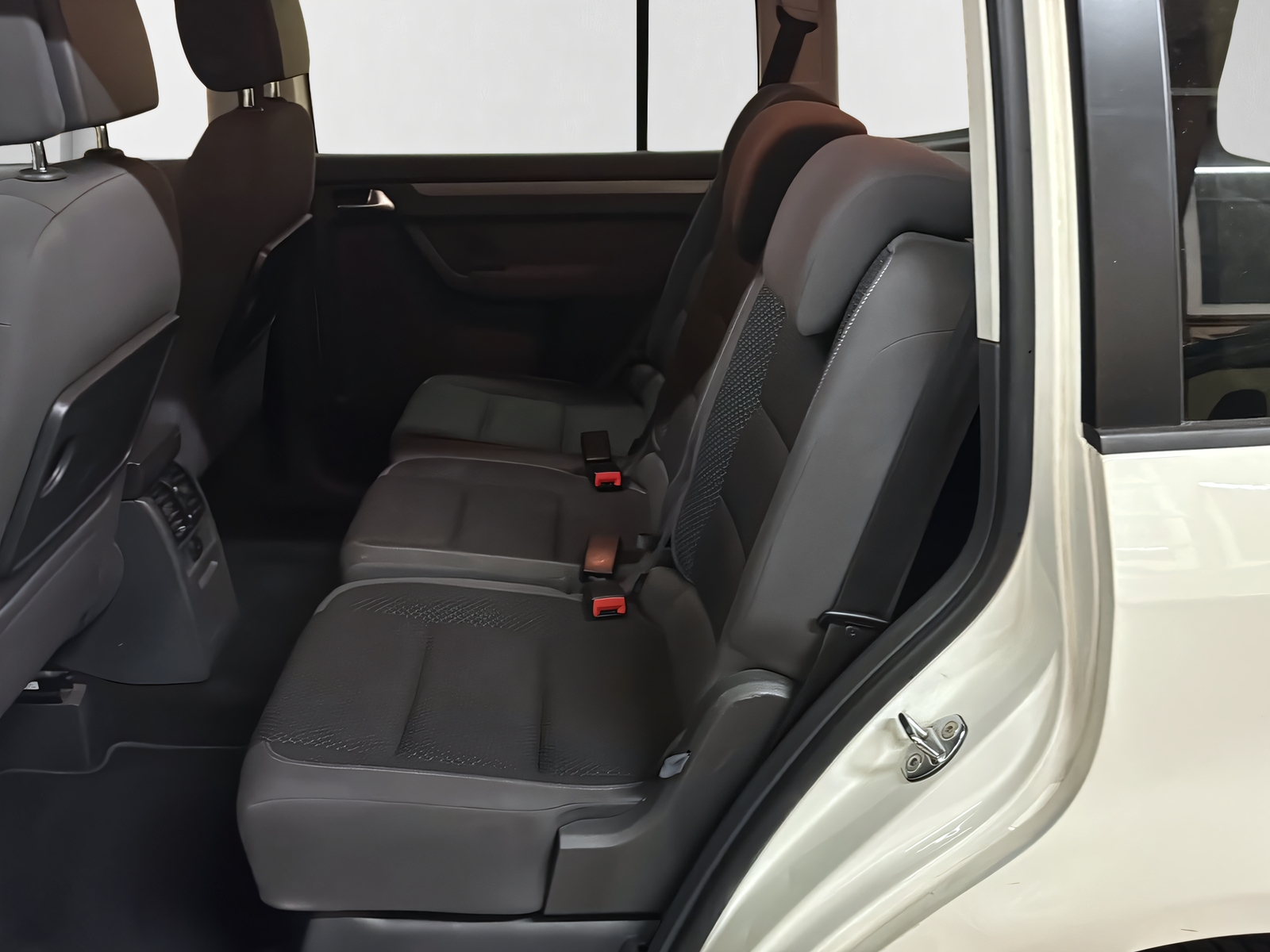 VW Touran 1.4 TSI Team DSG**Frisch ab MFK,Rückfahrtkamera,Tempomat**-image-8