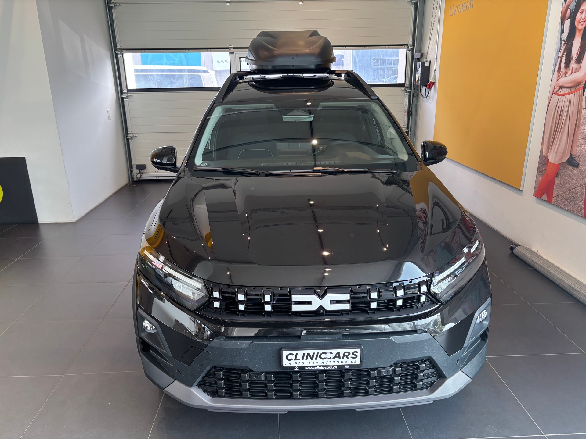 DACIA Jogger HEV 155 Journey-image-1