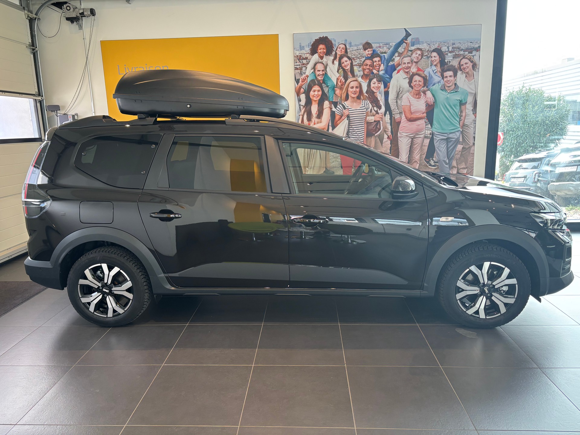DACIA Jogger HEV 155 Journey-image-3