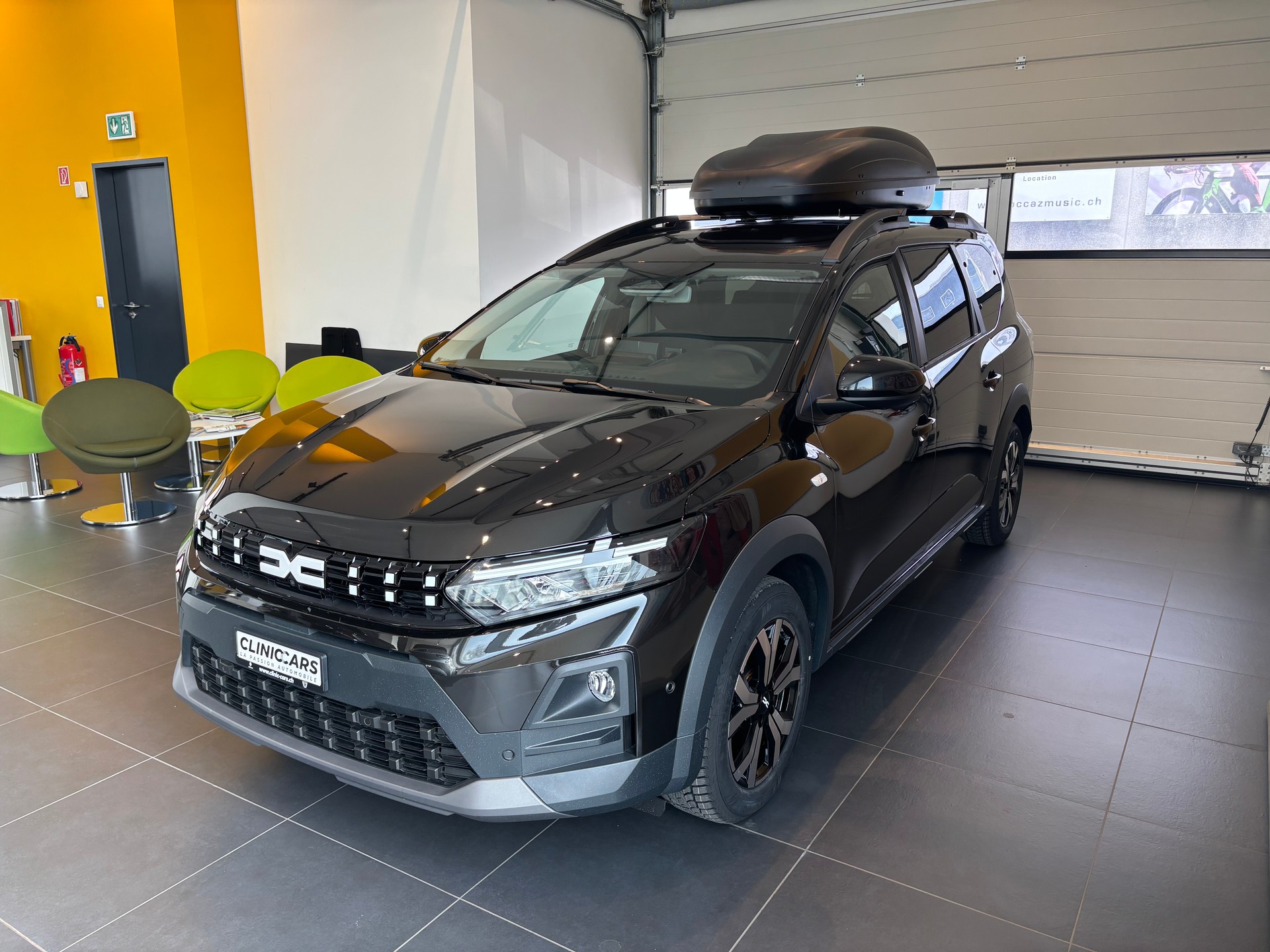 DACIA Jogger HEV 155 Journey-image-2
