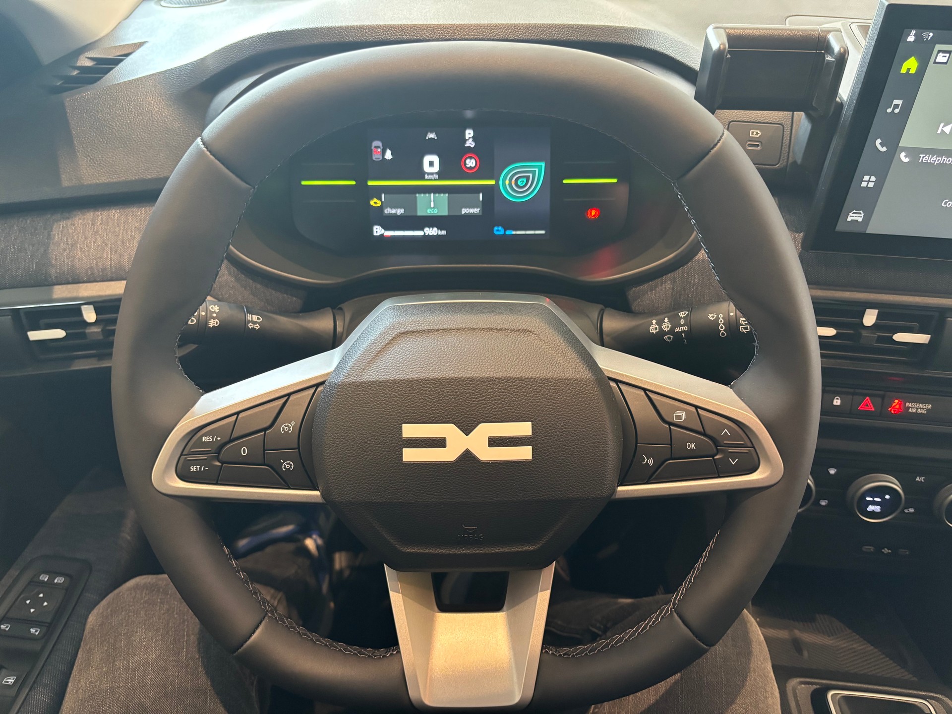 DACIA Jogger HEV 155 Journey-image-12