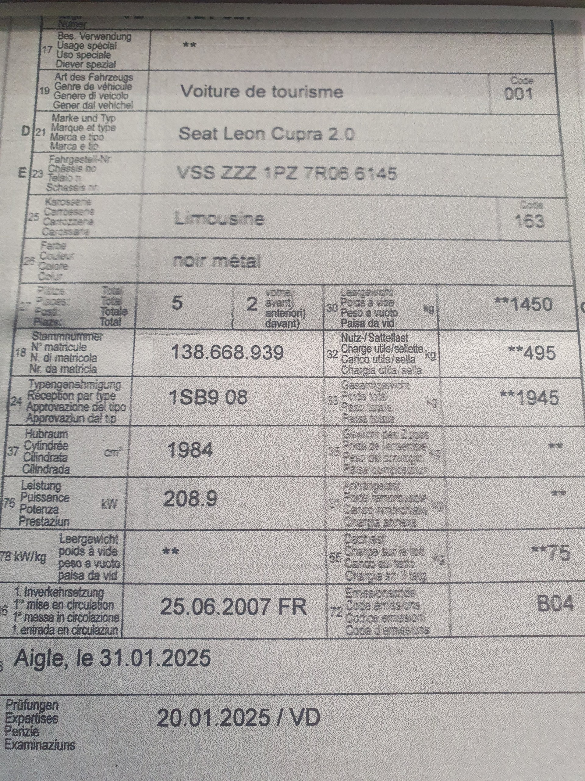 SEAT Cupra 2.0-image-4