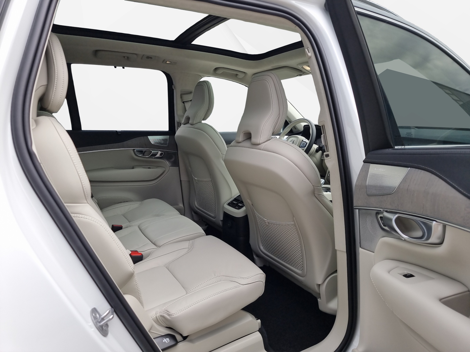 VOLVO XC90 2.0 T8 TE Ultimate Bright 7P. eAWD-image-9